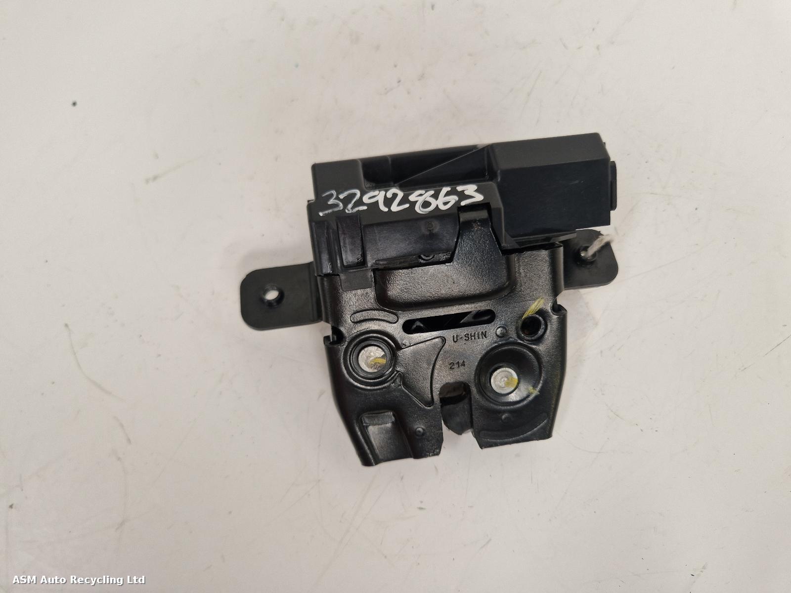 View Auto part Bootlid/Tailgate Lock Ford Fiesta 2015