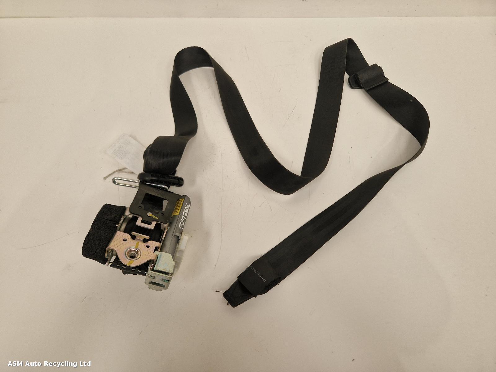 View Auto part Seat Belt Ford Fiesta 2015