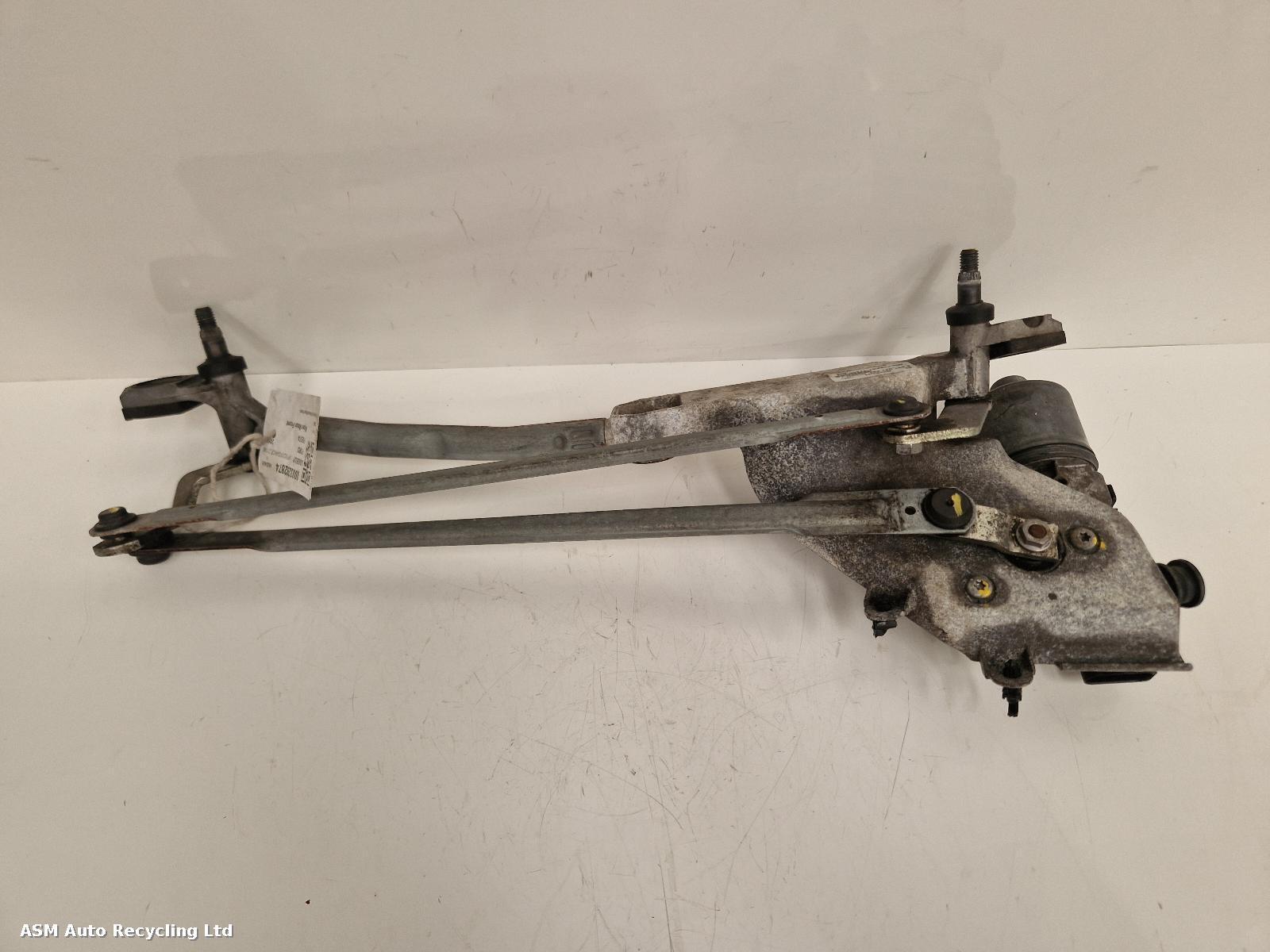 View Auto part Wiper Motor Front Ford Fiesta 2015