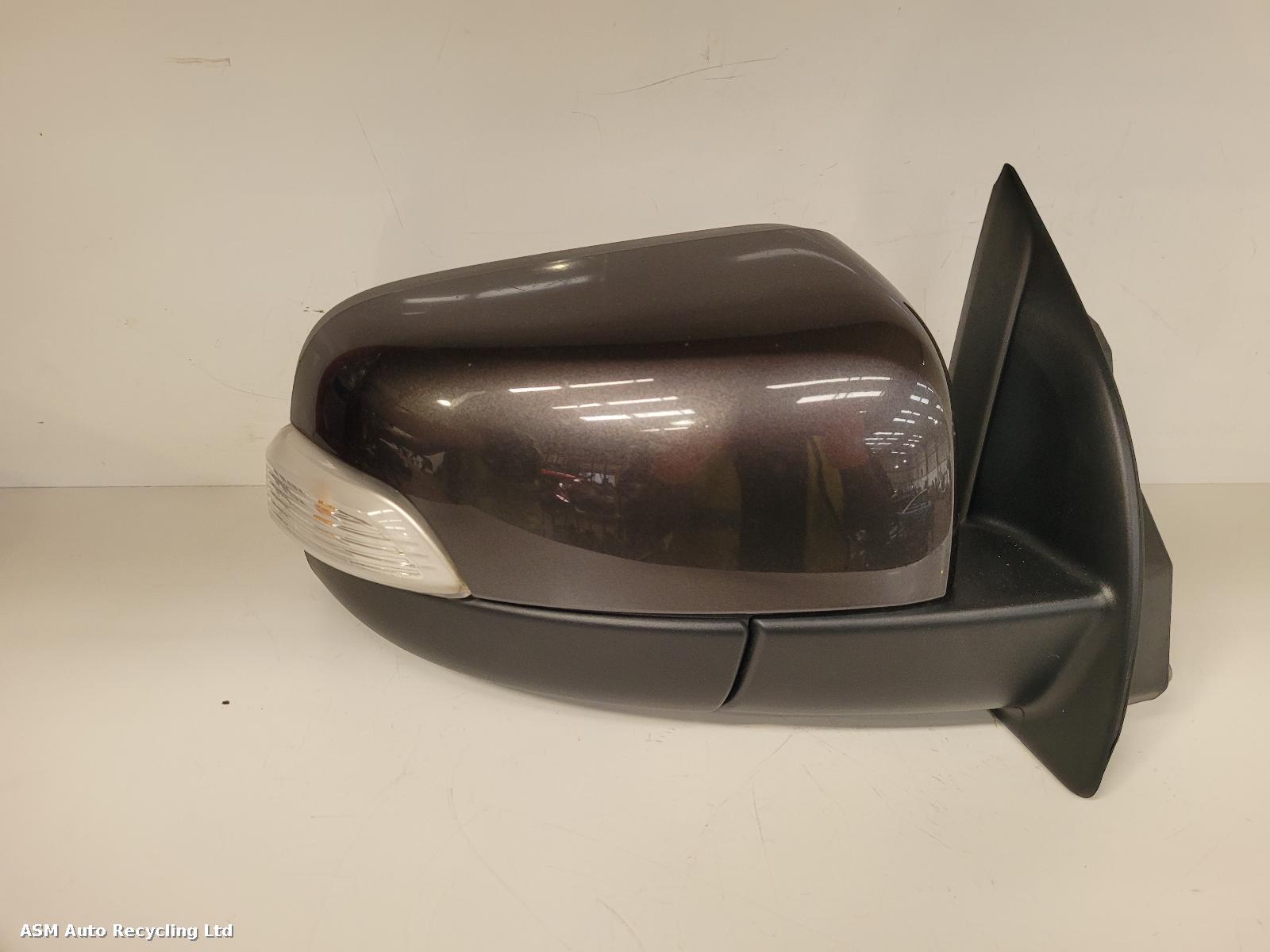 View Auto part R Door Mirror Ford Ranger 2017
