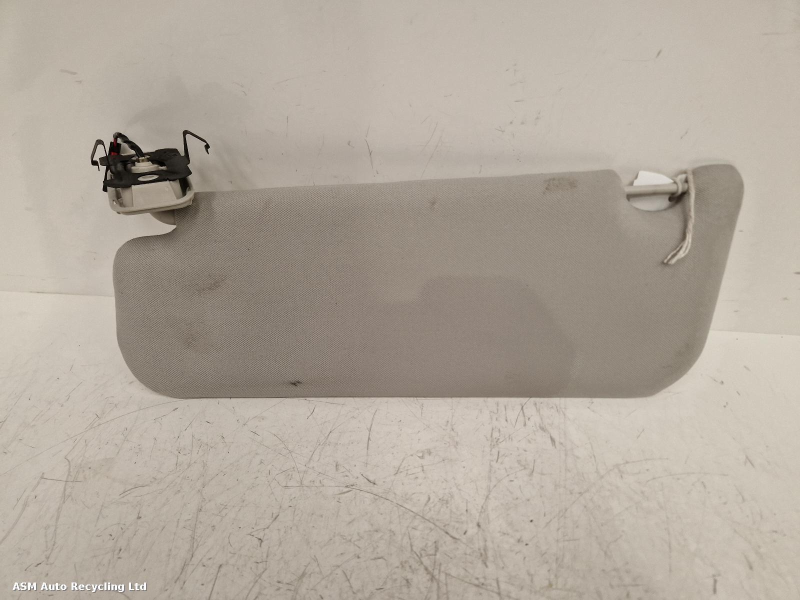 View Auto part Sun visor Jaguar Xe 2018