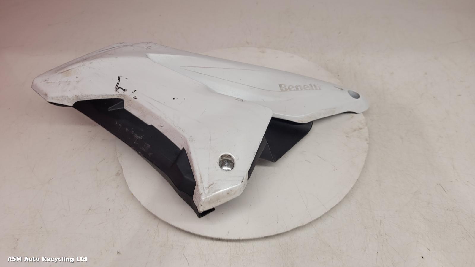 View Auto part LH Middle Fairing Benelli Bn 125 2024
