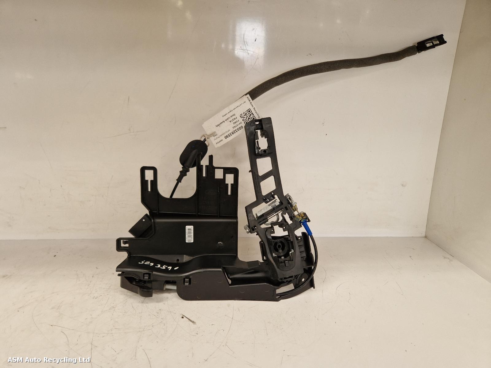 View Auto part Door Lock Assembly Ford Fiesta 2015