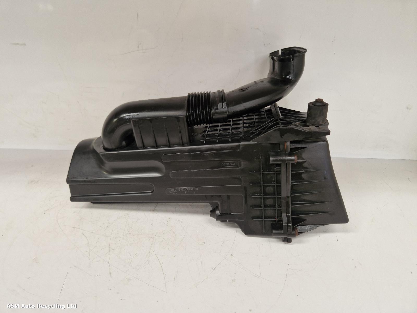 View Auto part Air Cleaner/Box Ford Fiesta 2015