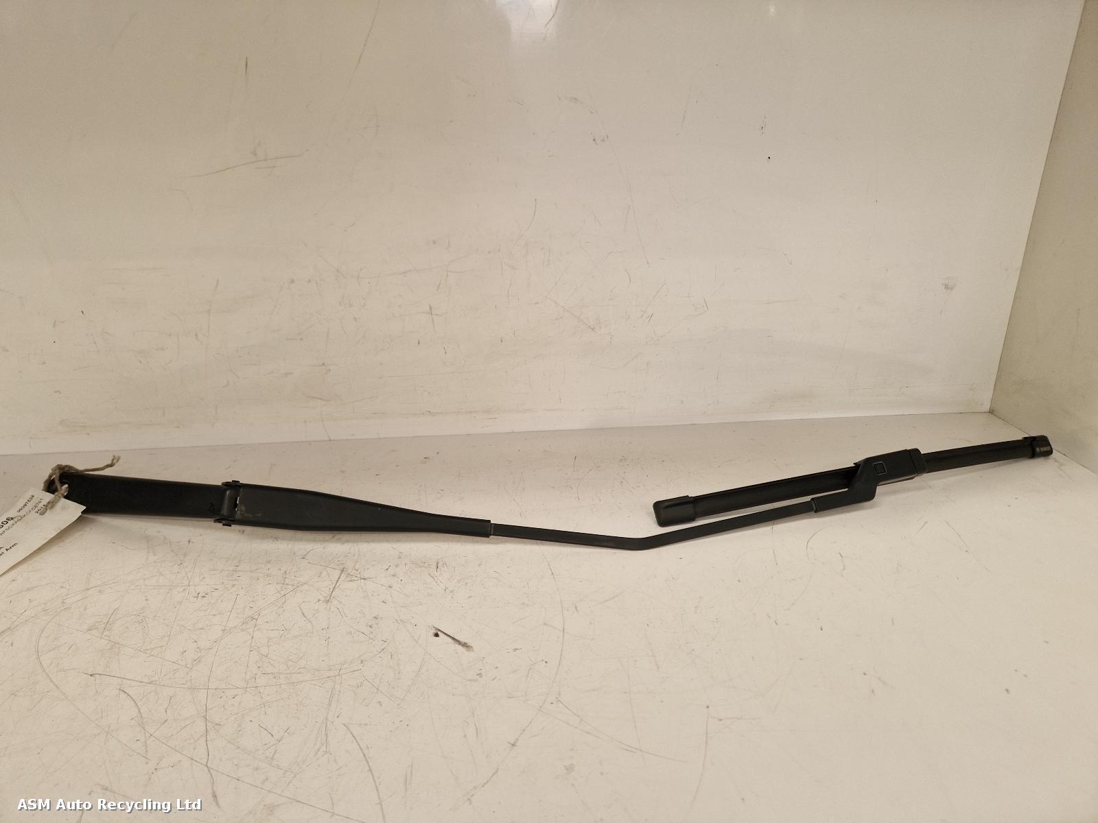 View Auto part Wiper Arm Ford Fiesta 2015