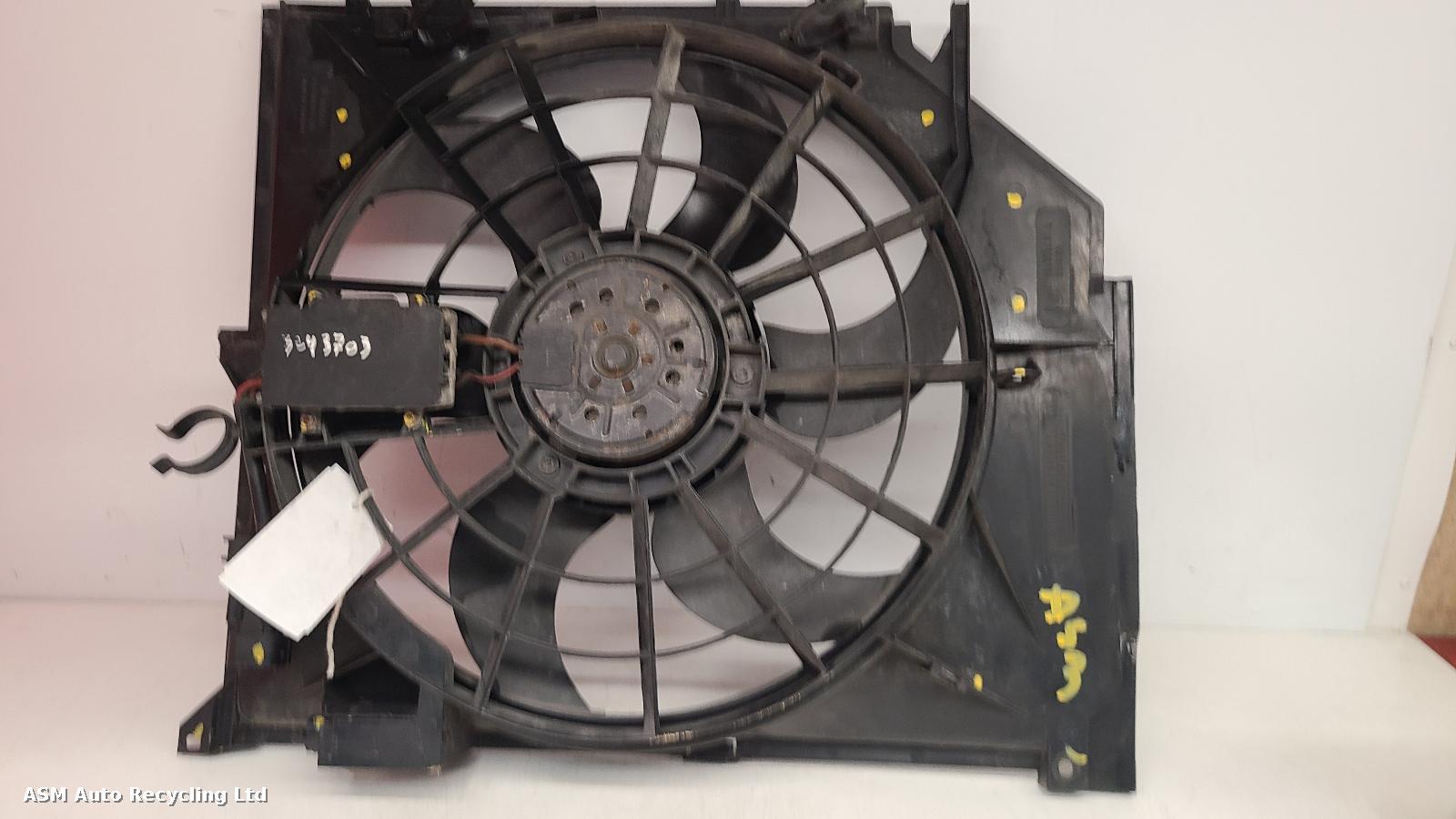 View Auto part Engine Cooling Motor Bmw 3 Series 2002