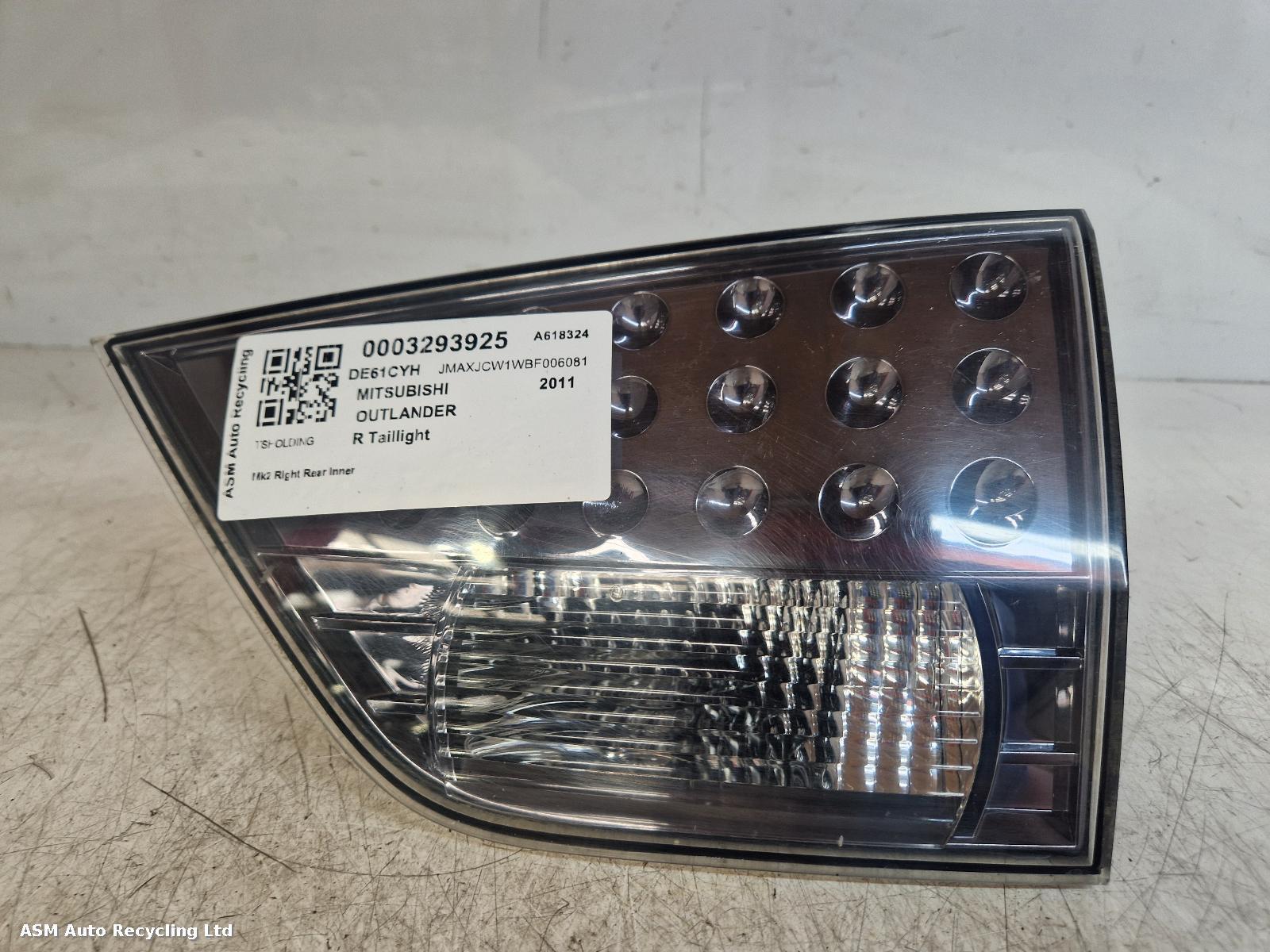 View Auto part R Taillight Mitsubishi Outlander 2011