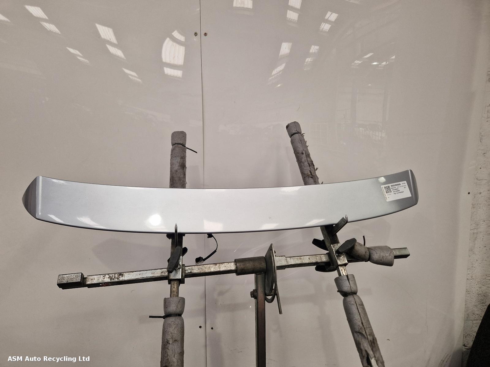 View Auto part High Level Stop Light Mitsubishi Outlander 2011