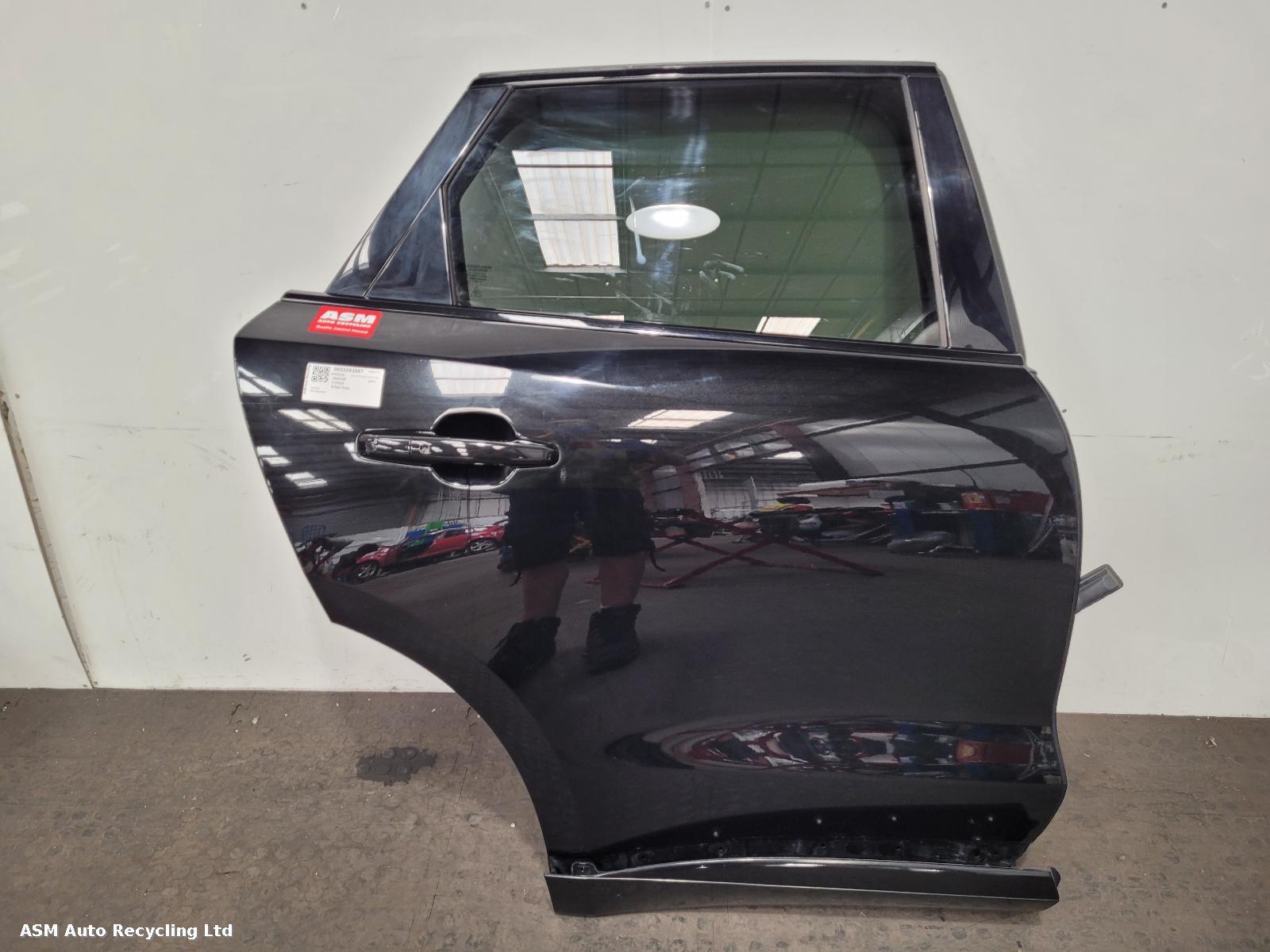 View Auto part R Rear Door Jaguar F-pace 2017