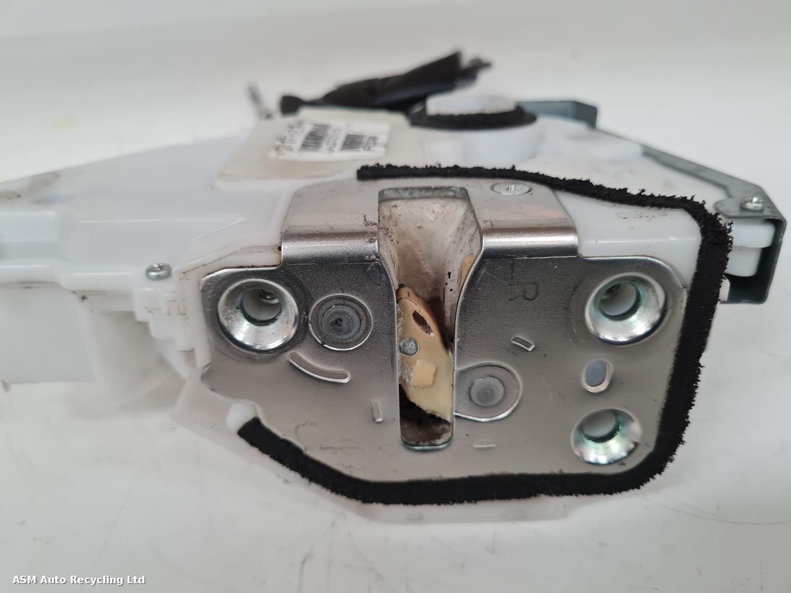 View Auto part Door Lock Assembly Honda Jazz 2010