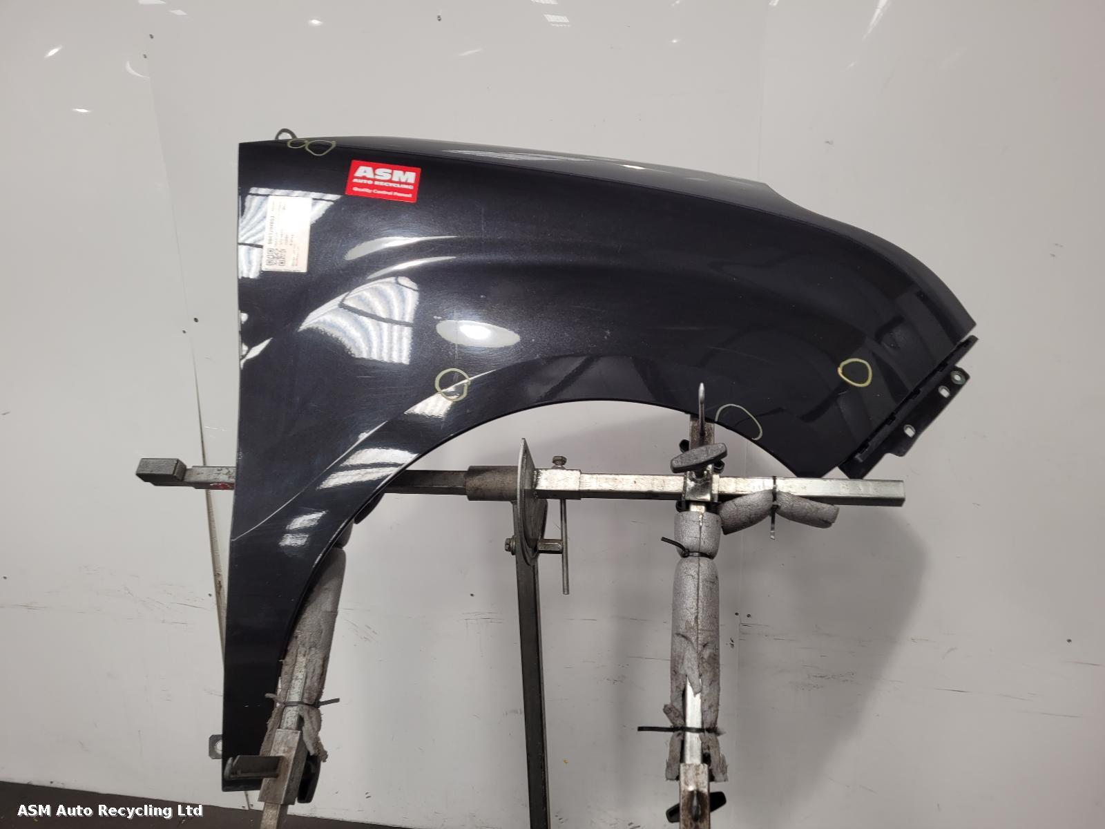 View Auto part R Wing Vauxhall Combo 2012