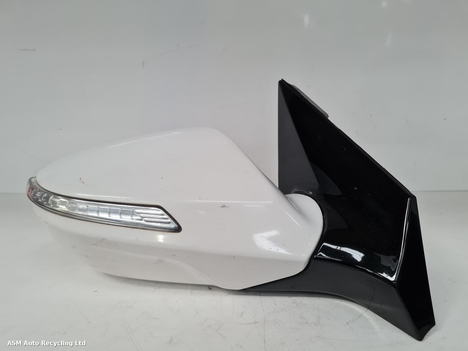 View Auto part R Door Mirror Hyundai I40 2013