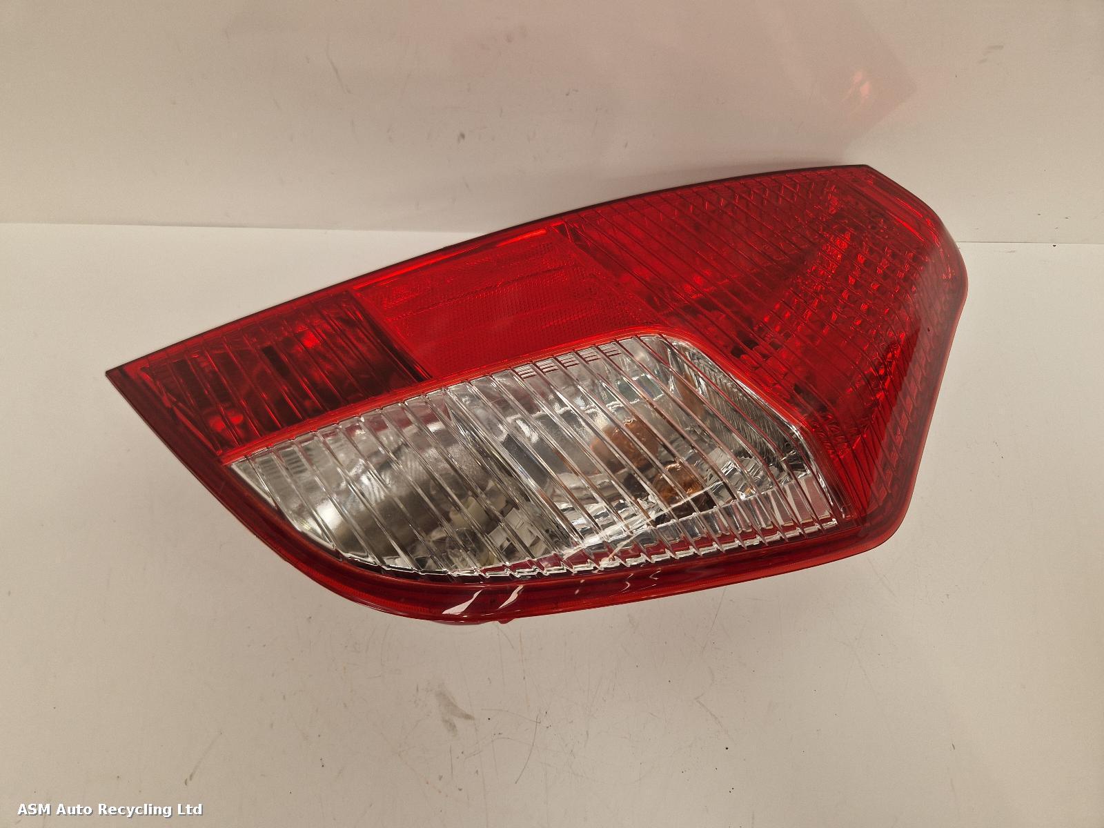 View Auto part R Taillight Hyundai I10 2010