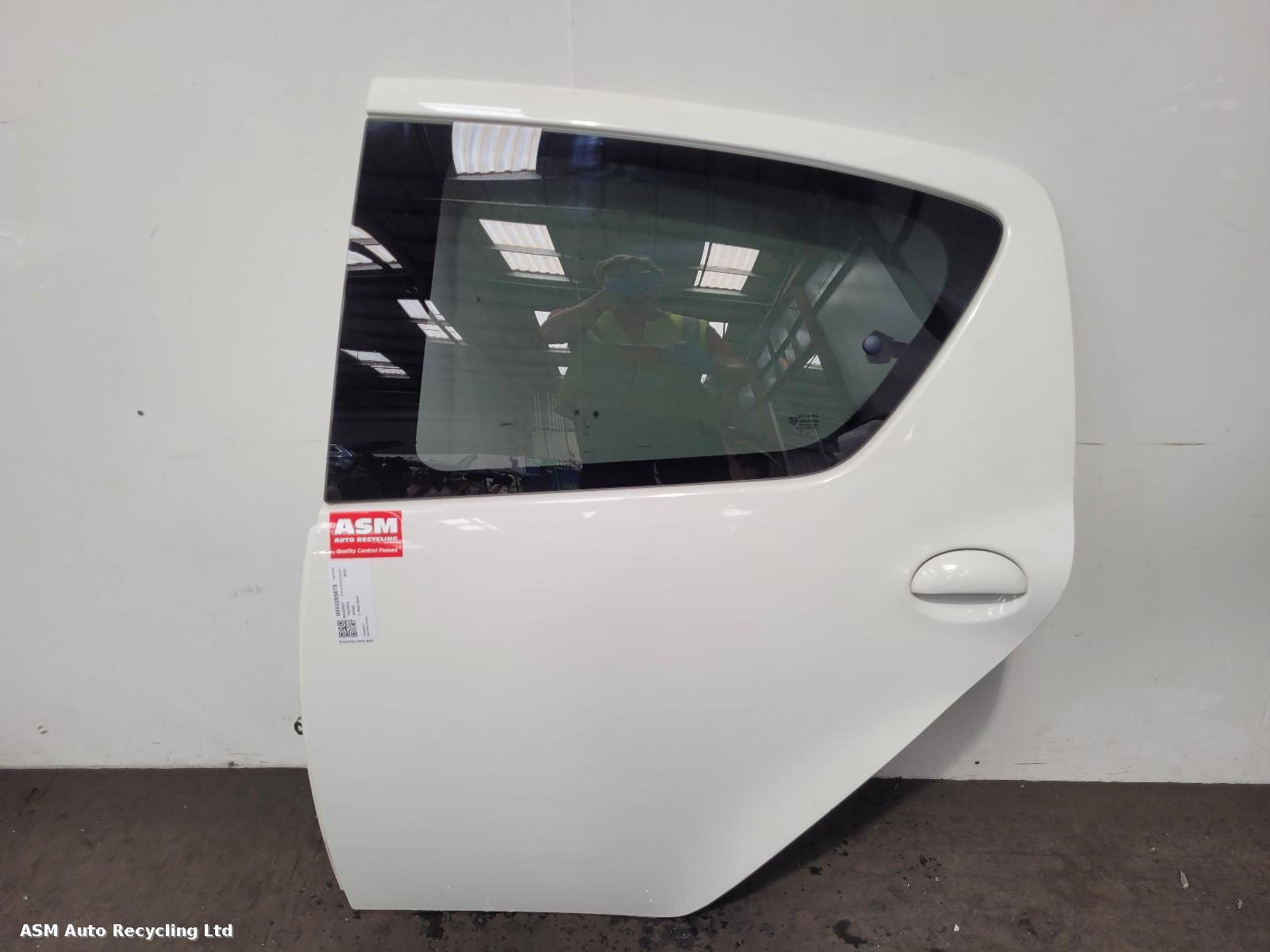 View Auto part L Rear Door Toyota Aygo 2012