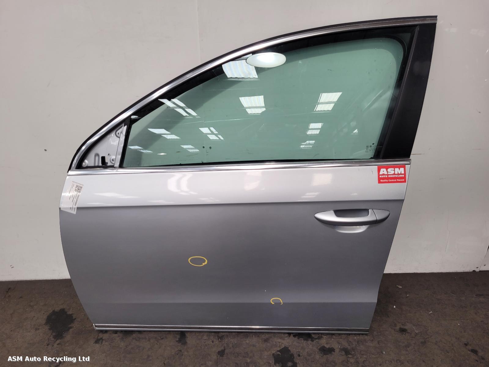 View Auto part L Front Door Volkswagen Passat 2013