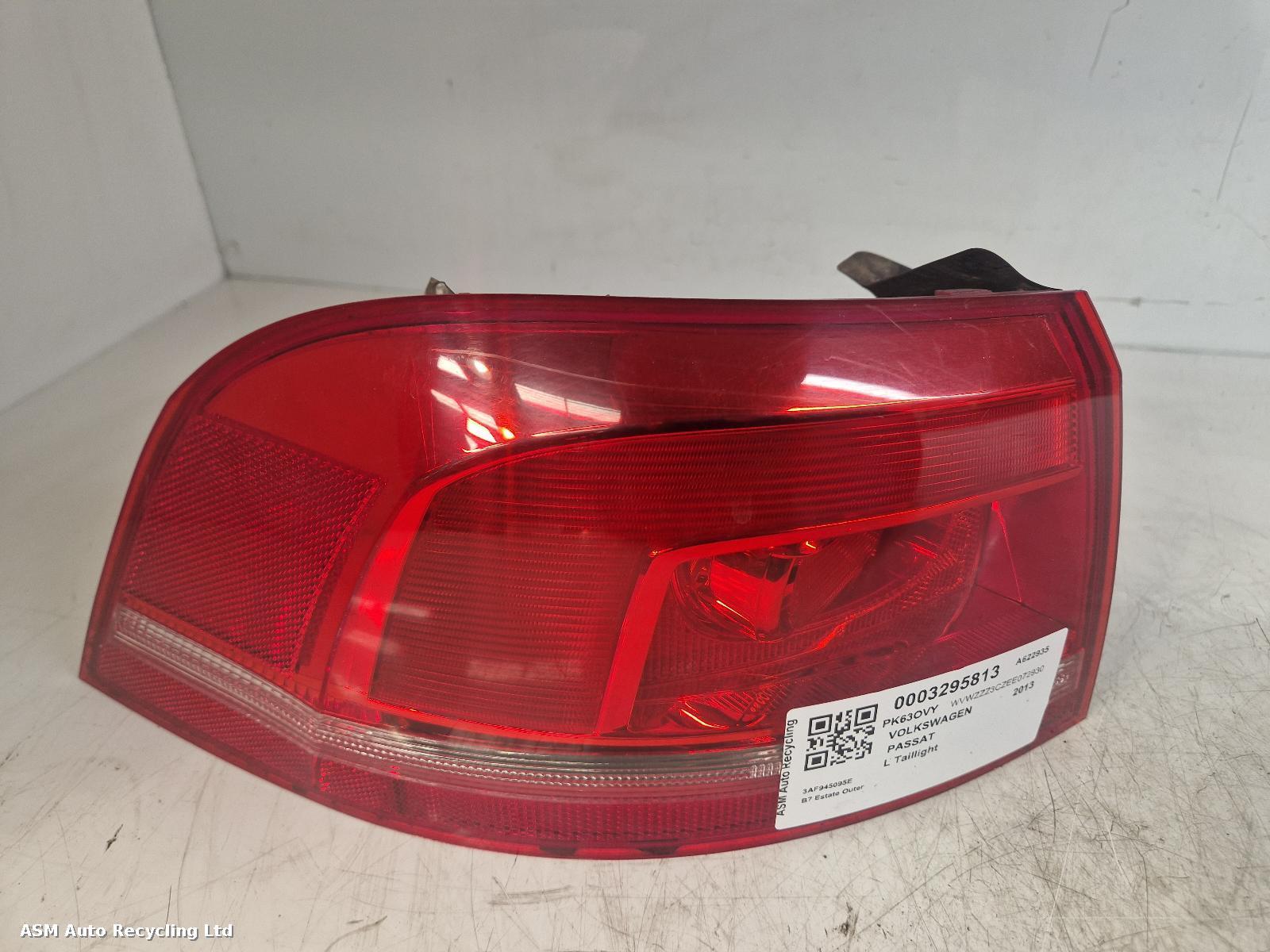 View Auto part L Taillight Volkswagen Passat 2013