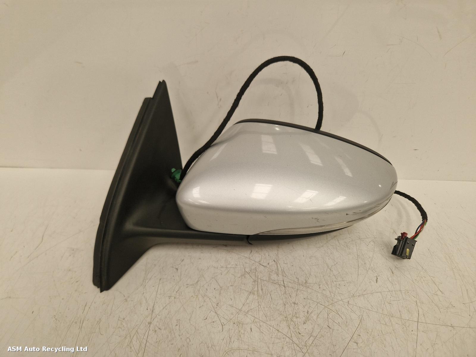 View Auto part L Door Mirror Volkswagen Passat 2013