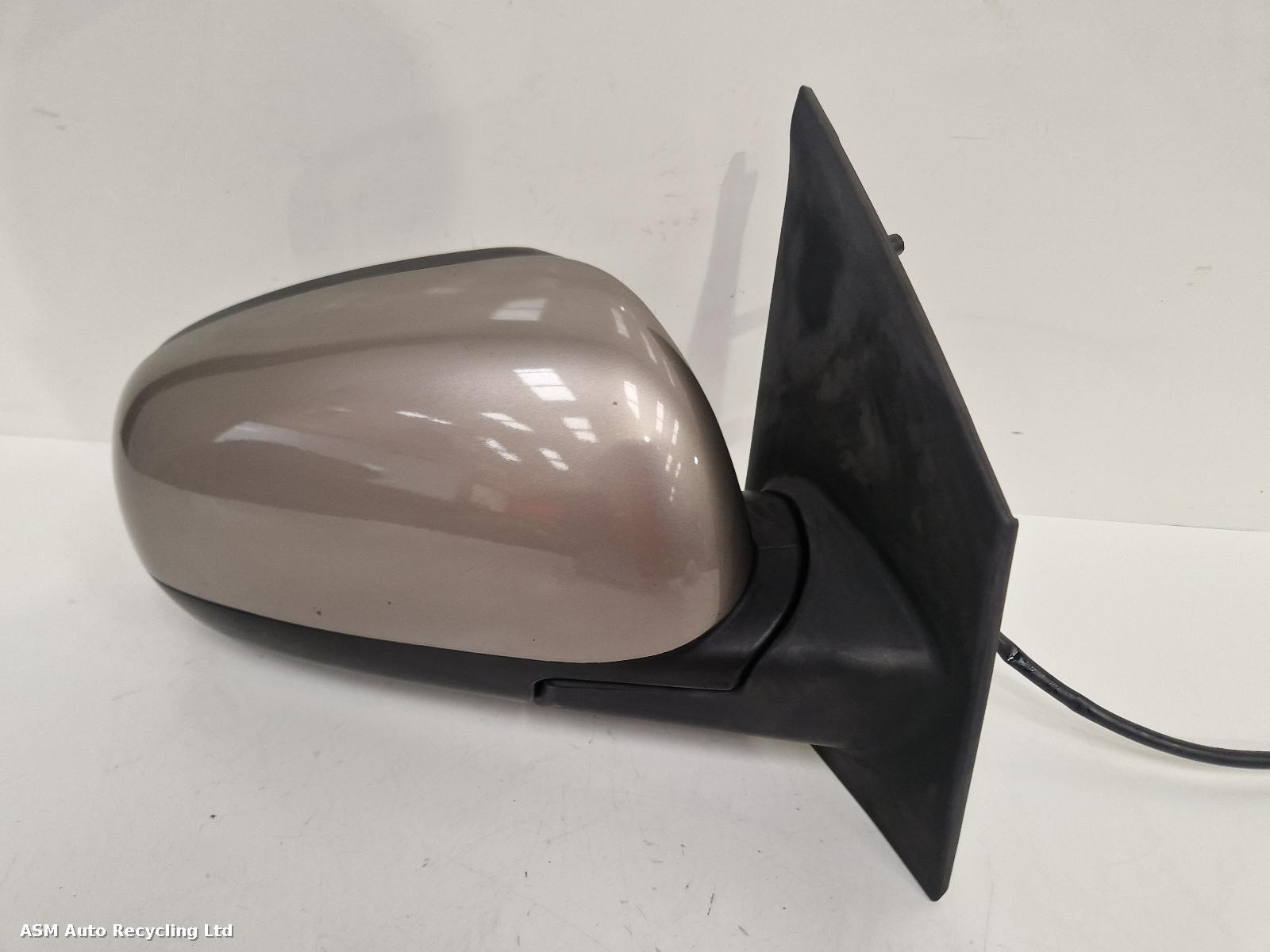 View Auto part R Door Mirror Nissan Note 2009
