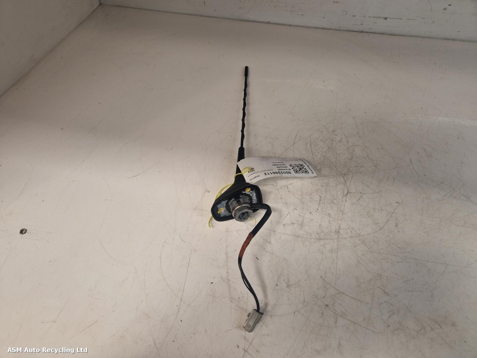 View Auto part Antenna Nissan Qashqai 2014