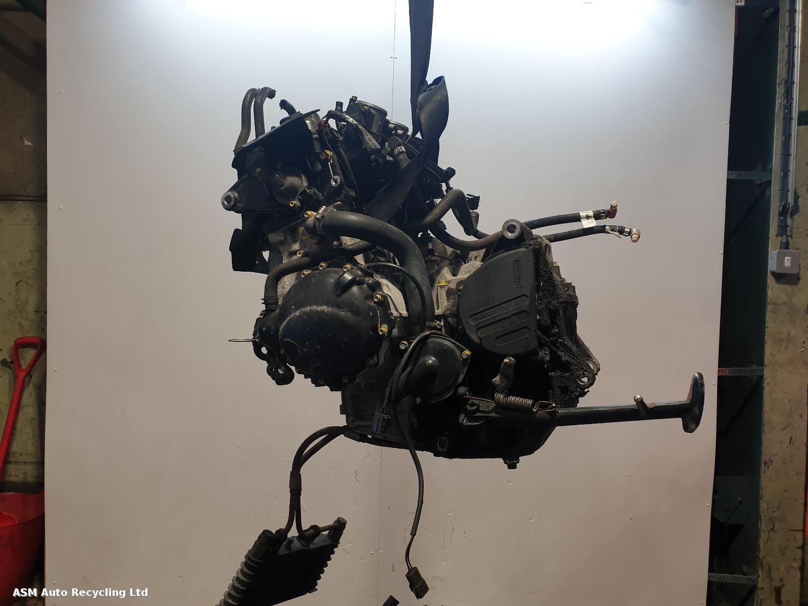 Image for a 2004 Triumph Sprint St 1 Petrol 198860 Engine