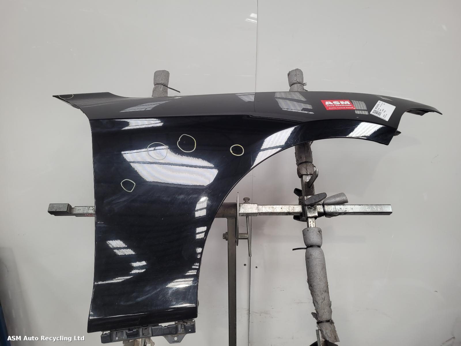 View Auto part R Wing Bmw 1 Series 2017