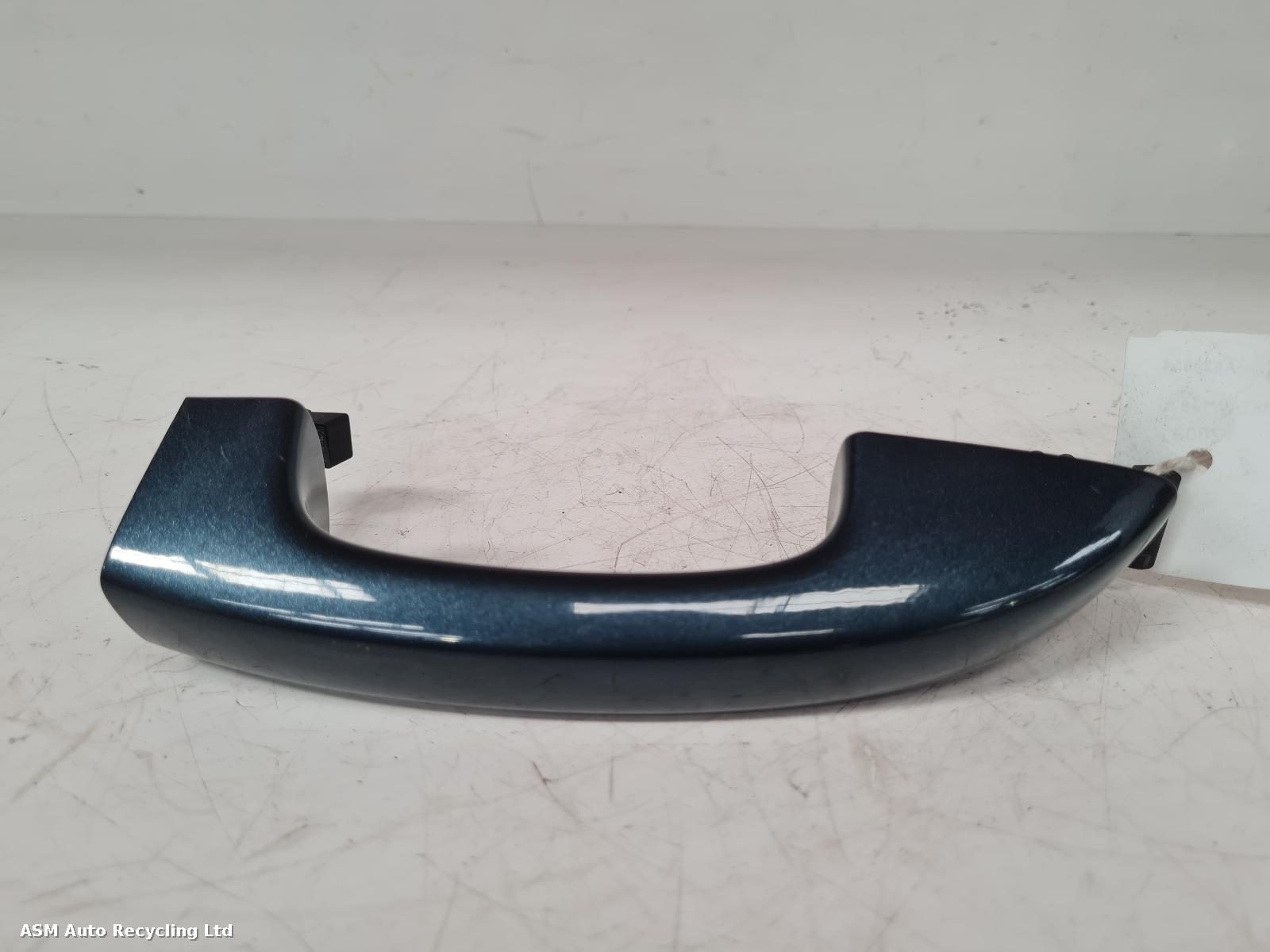 View Auto part Door Handle Volkswagen Golf 2009