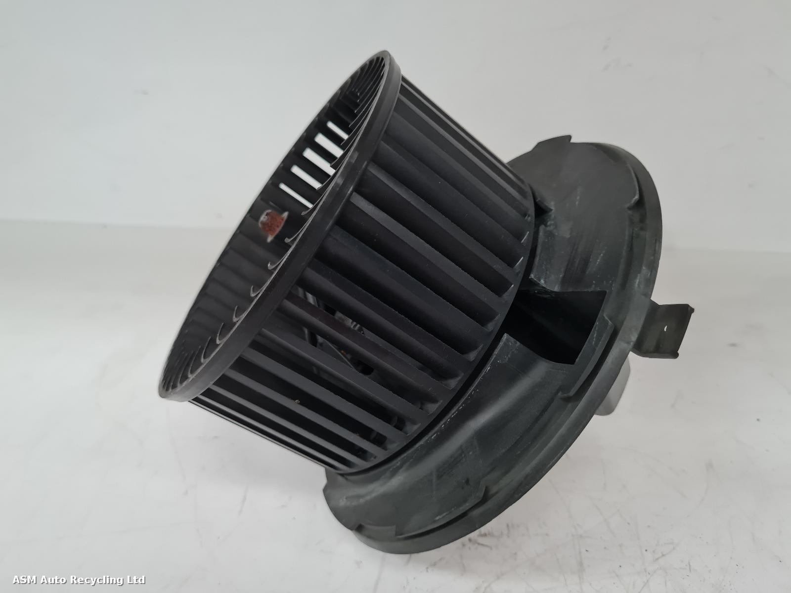View Auto part Heater Motor/Assembly Volkswagen Golf 2009