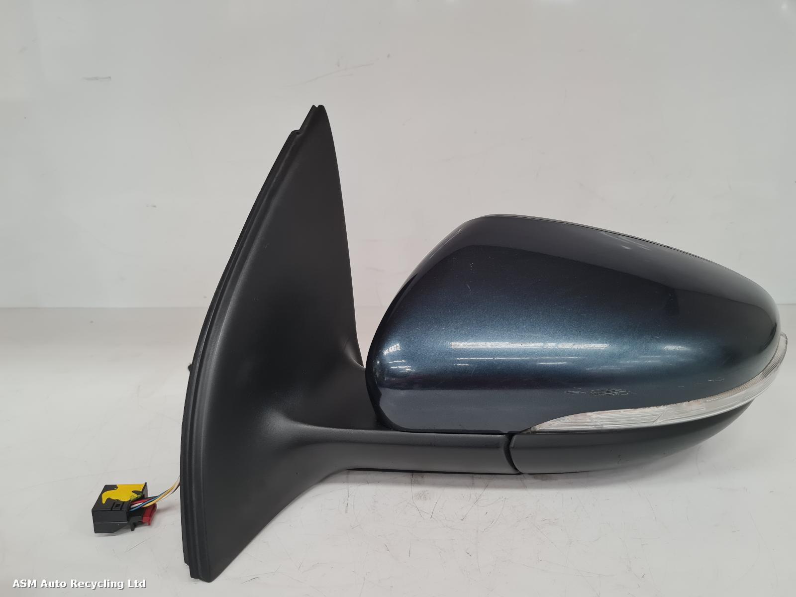 View Auto part L Door Mirror Volkswagen Golf 2009