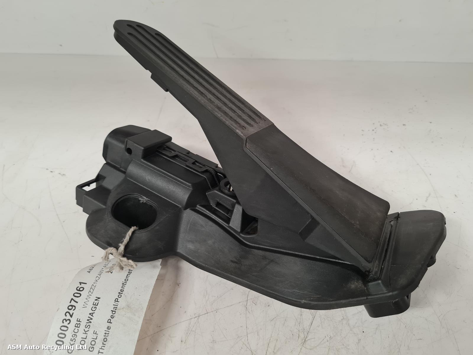 View Auto part Pedal Potentiometer Volkswagen Golf 2009