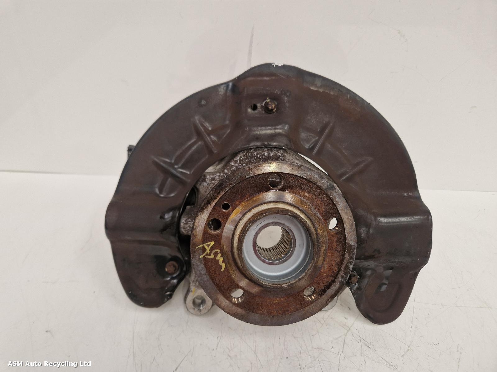 View Auto part LF Hub/Stub Axle Assembly Mercedes A Class 2021