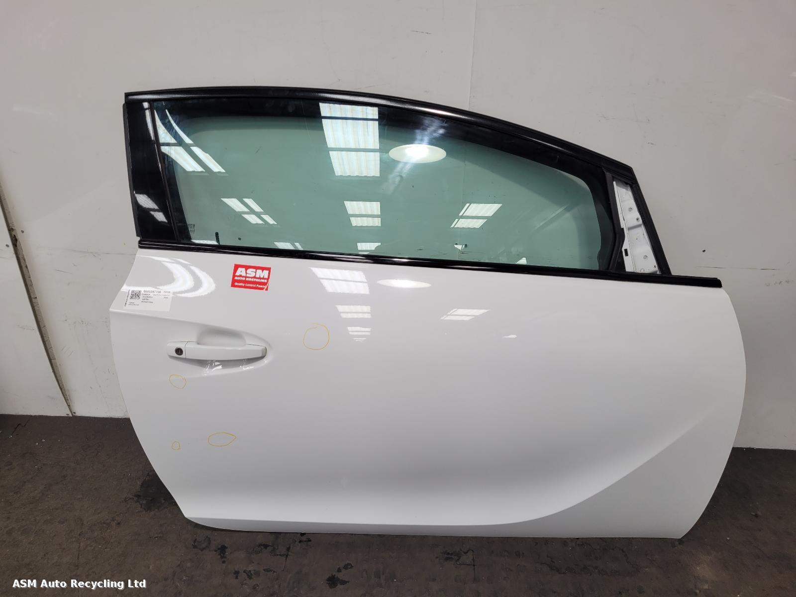 View Auto part R Front Door Vauxhall Astra 2016