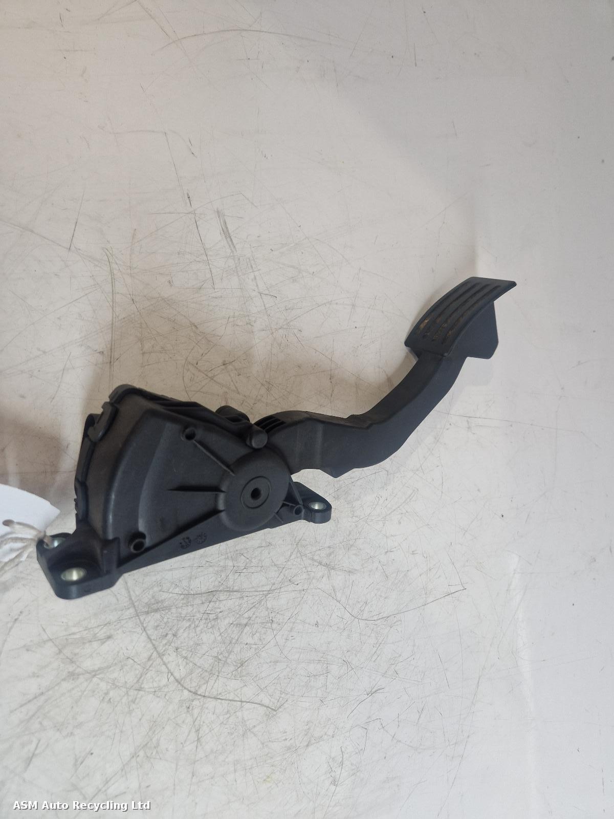 View Auto part Pedal Potentiometer Ford Focus 2008