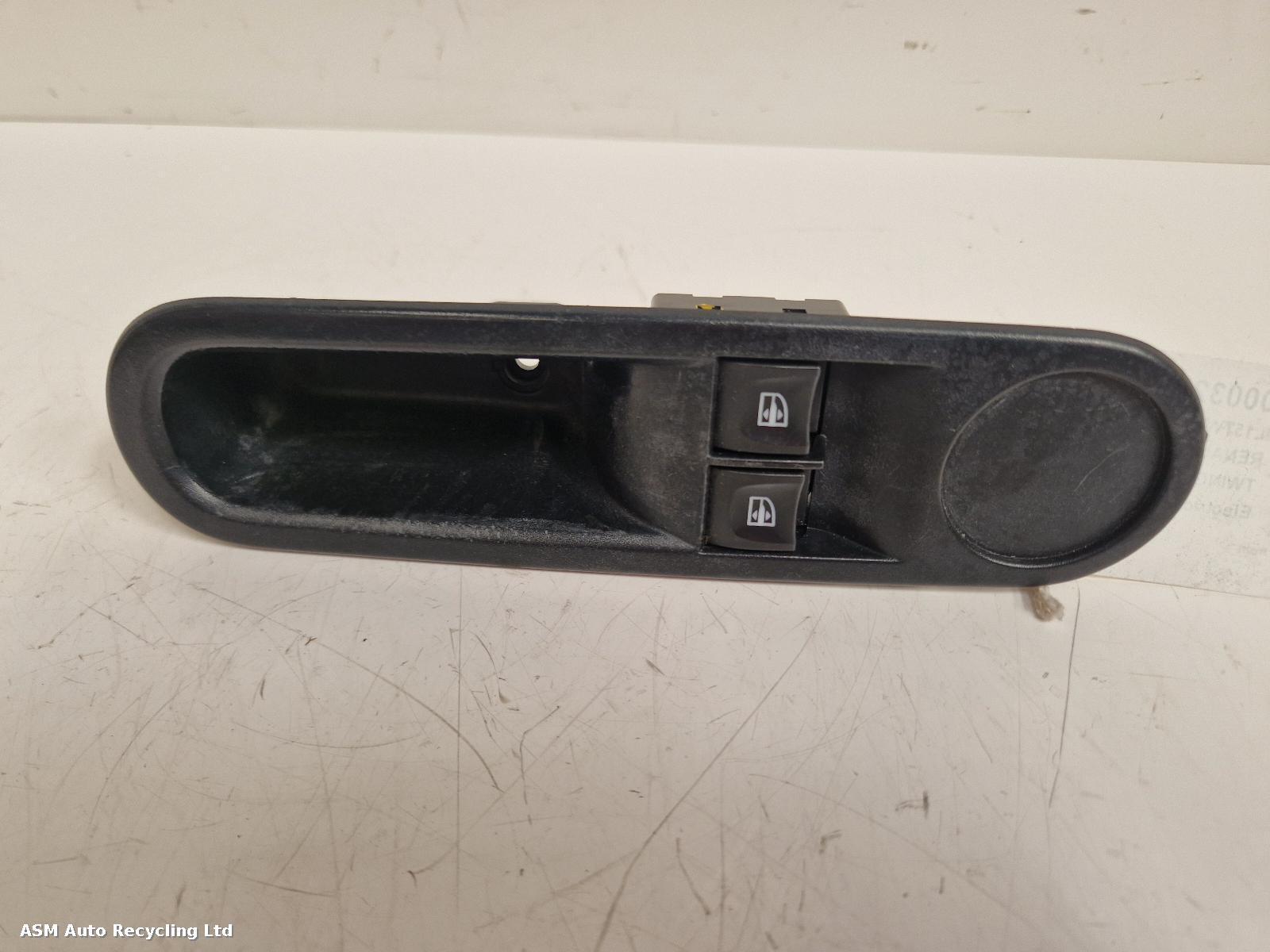 View Auto part Elect. Window Switch Renault Twingo 2015