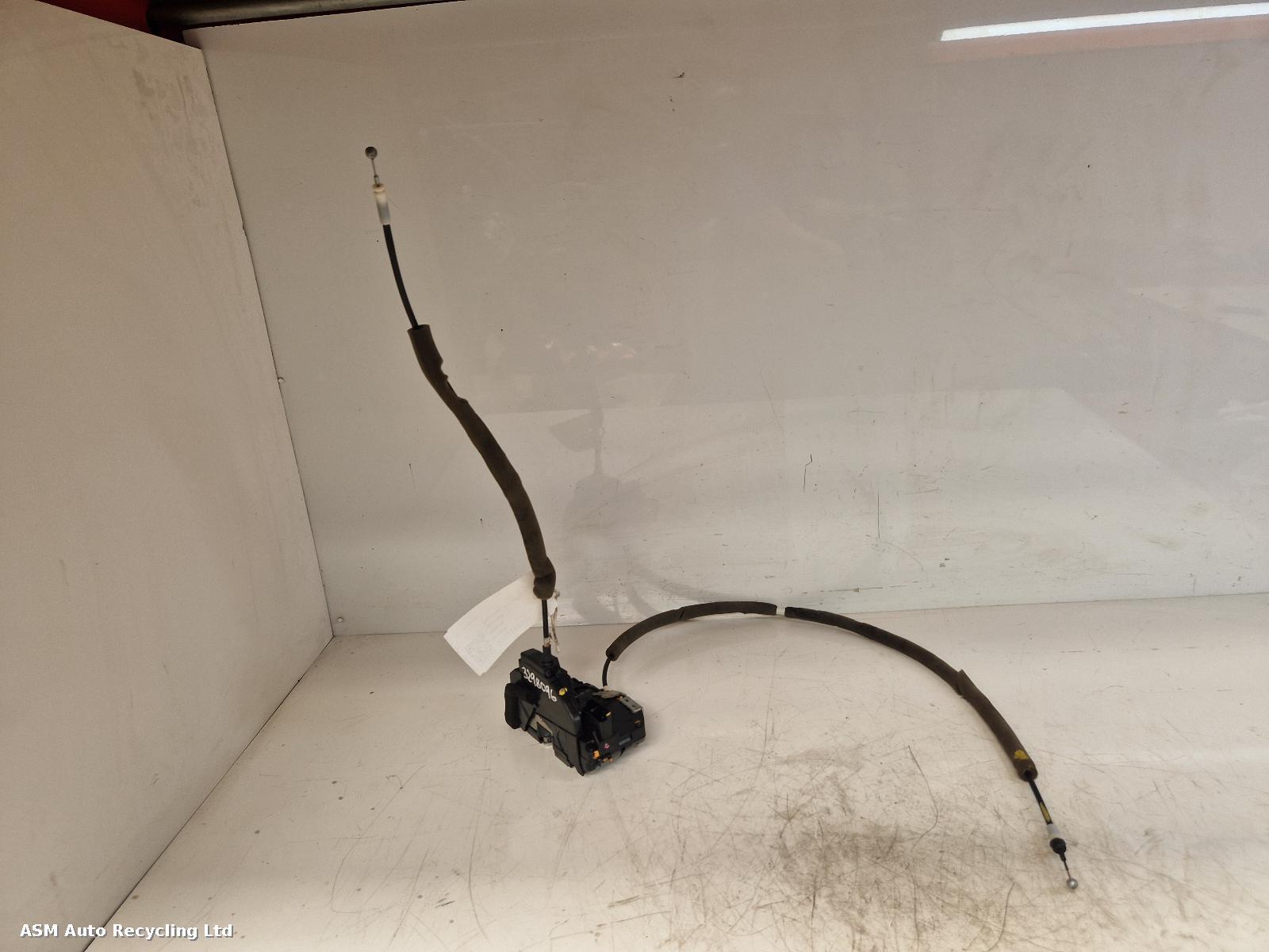 View Auto part Door Lock Assembly Nissan Qashqai 2015