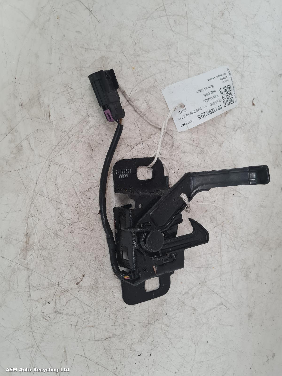 View Auto part Bonnet Latch Vauxhall Insignia 2015