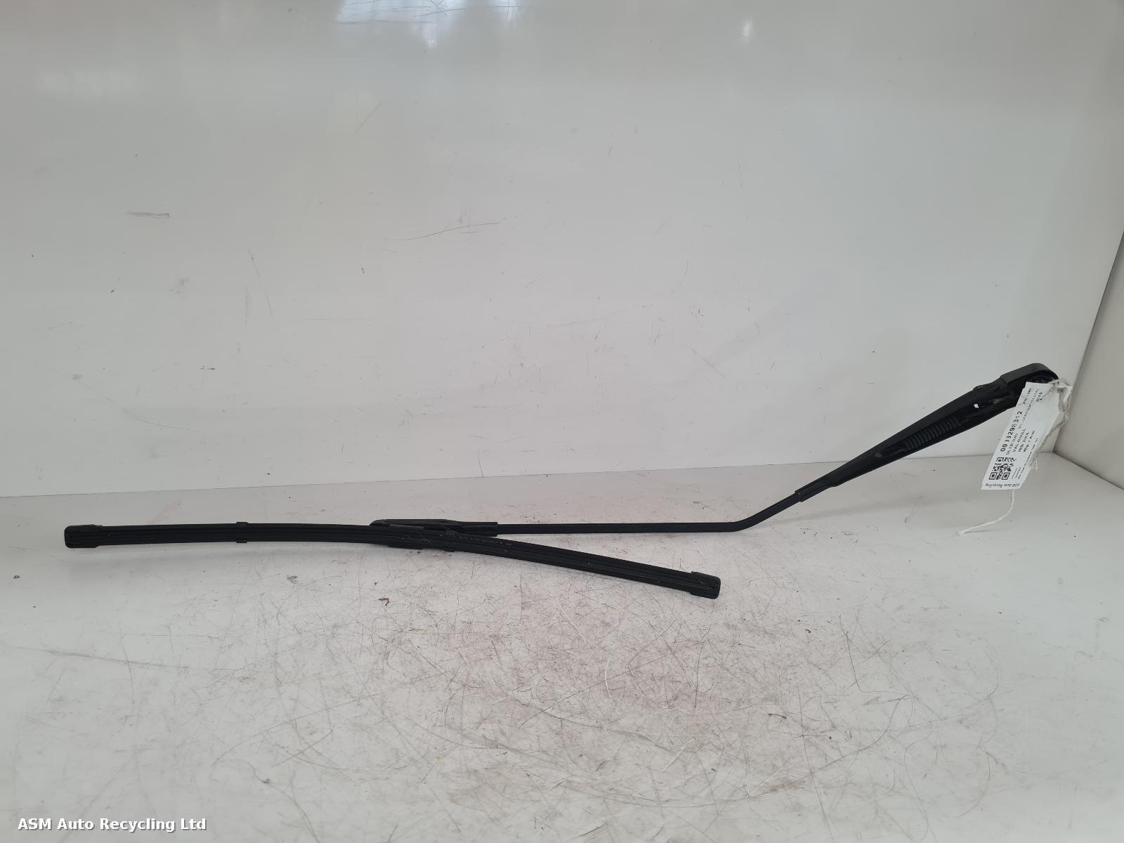 View Auto part Wiper Arm Vauxhall Insignia 2015