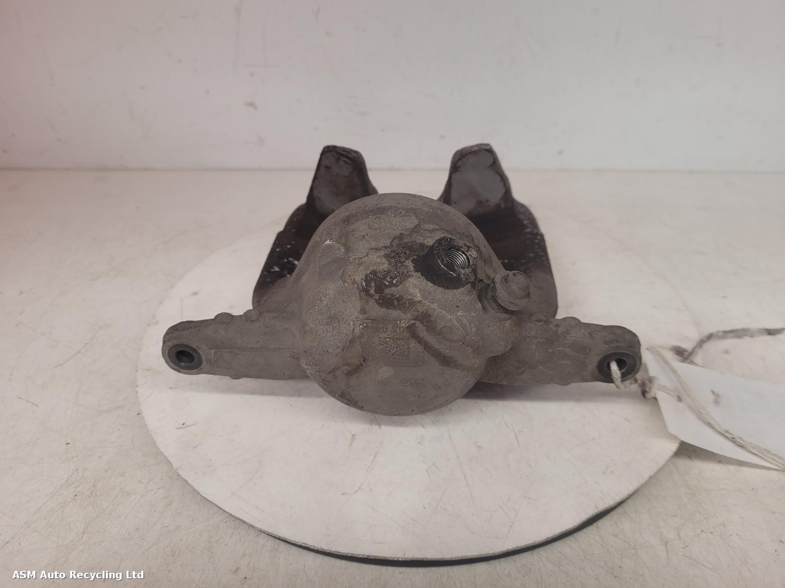 View Auto part Caliper Mercedes C Class 2014
