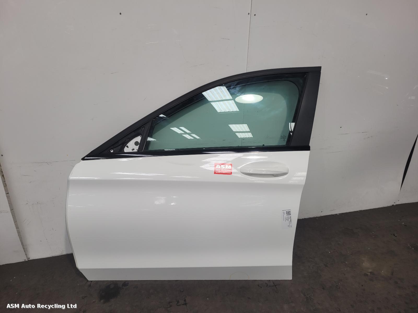 View Auto part L Front Door Mercedes C Class 2014