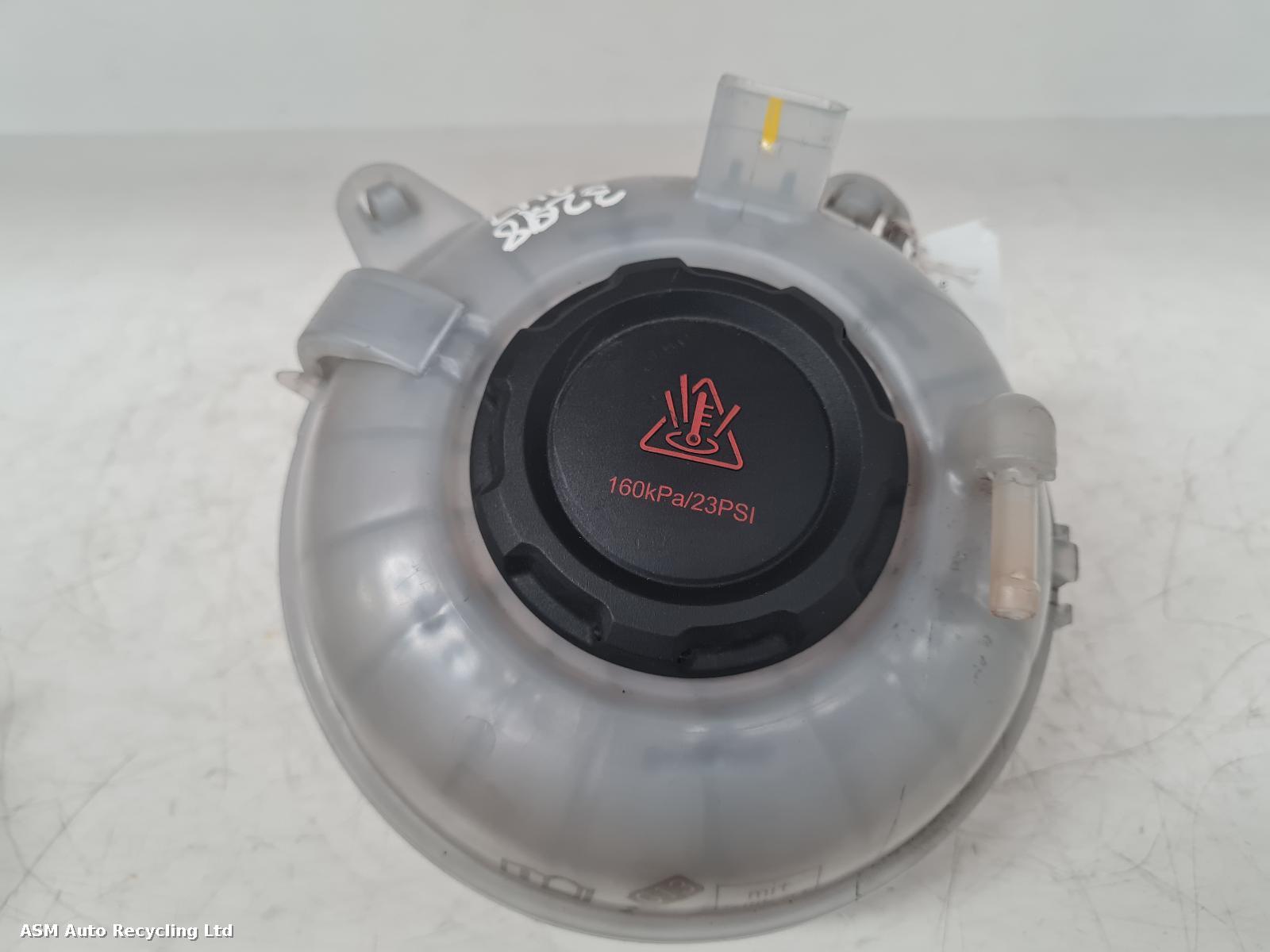 View Auto part Overflow Bottle Volkswagen Golf 2019