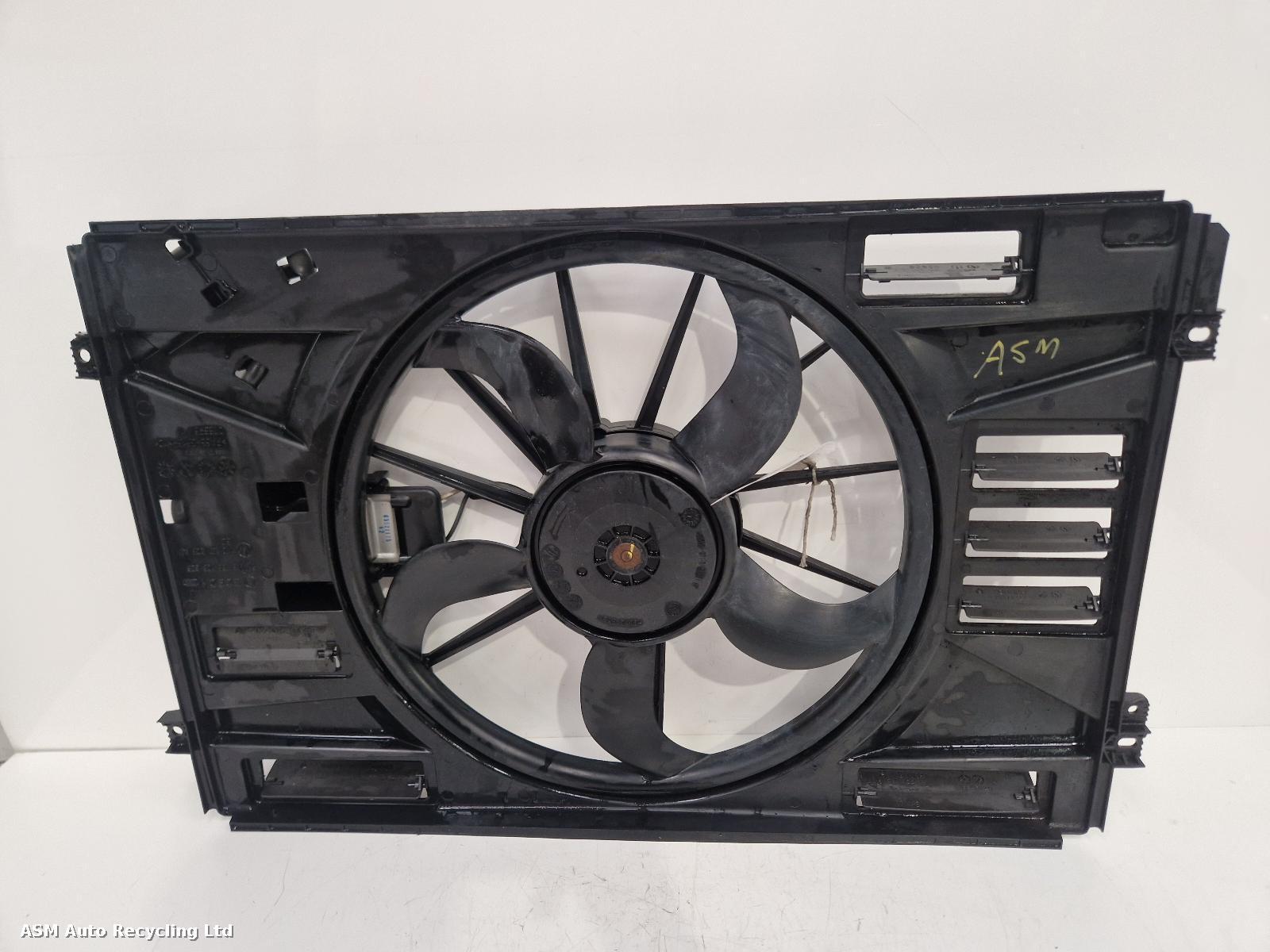 View Auto part Engine Cooling Motor Volkswagen Touran 2013