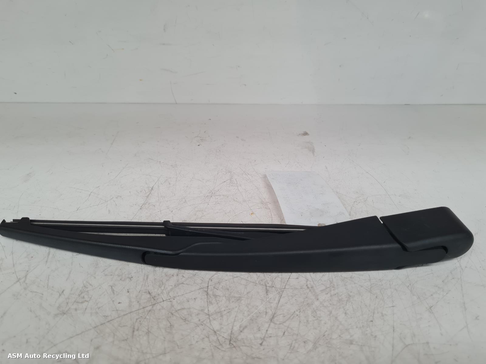 View Auto part Wiper Arm Renault Megane 2020