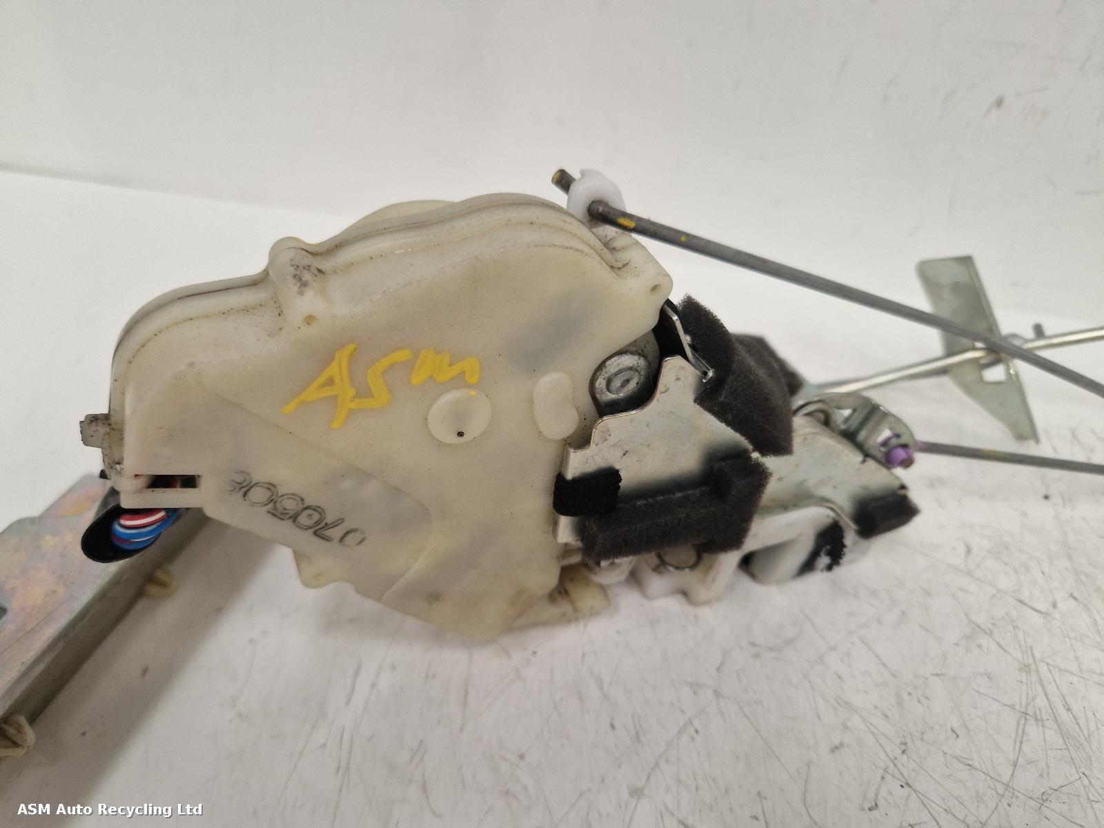View Auto part Door Lock Assembly Honda Jazz 2007