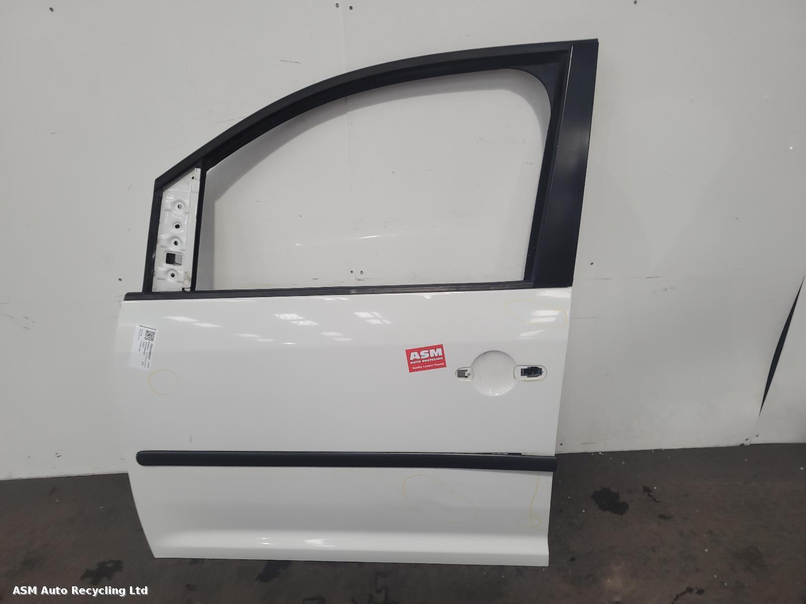 View Auto part L Front Door Volkswagen Caddy 2010