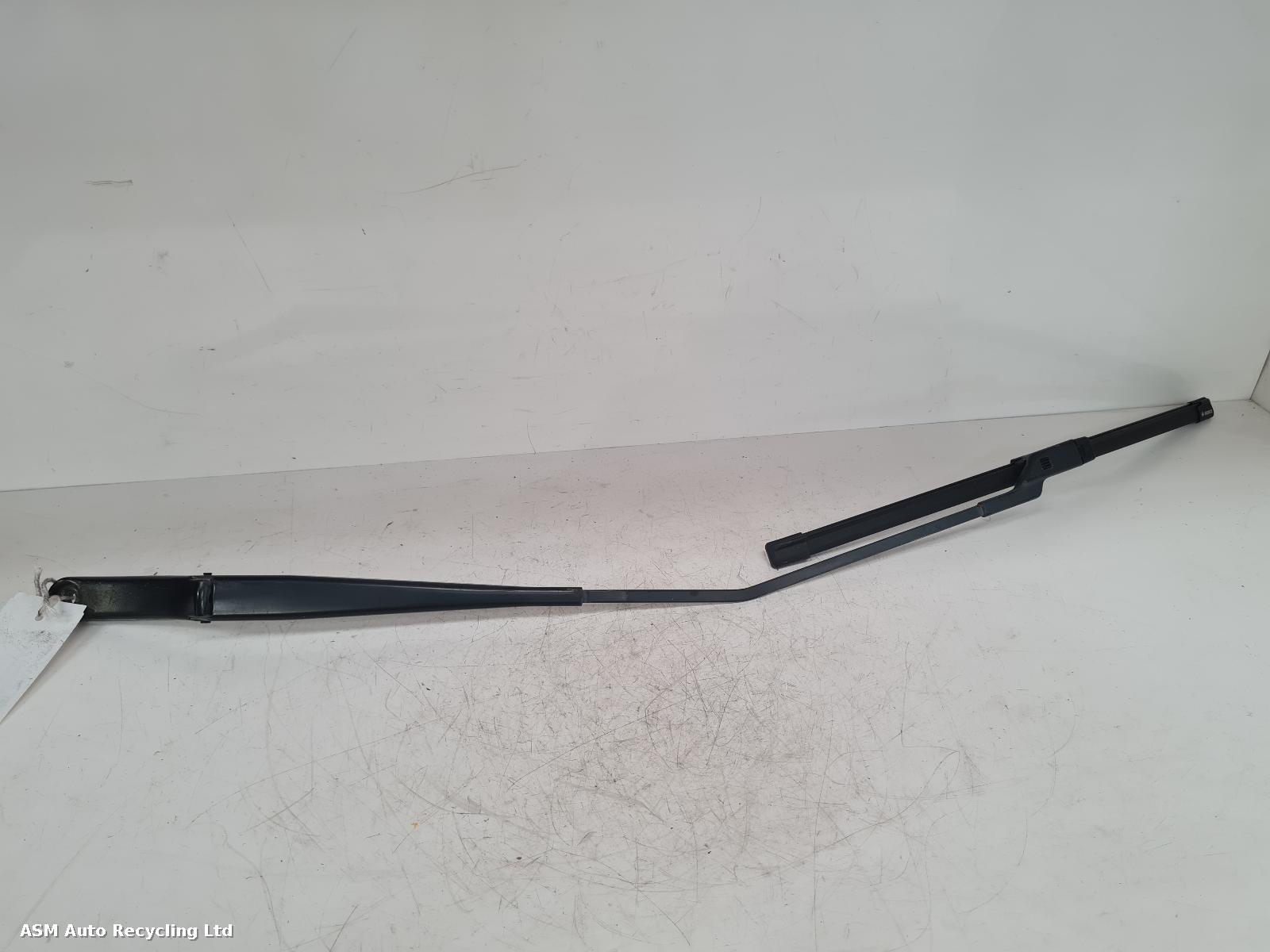 View Auto part Wiper Arm Volkswagen Caddy 2010