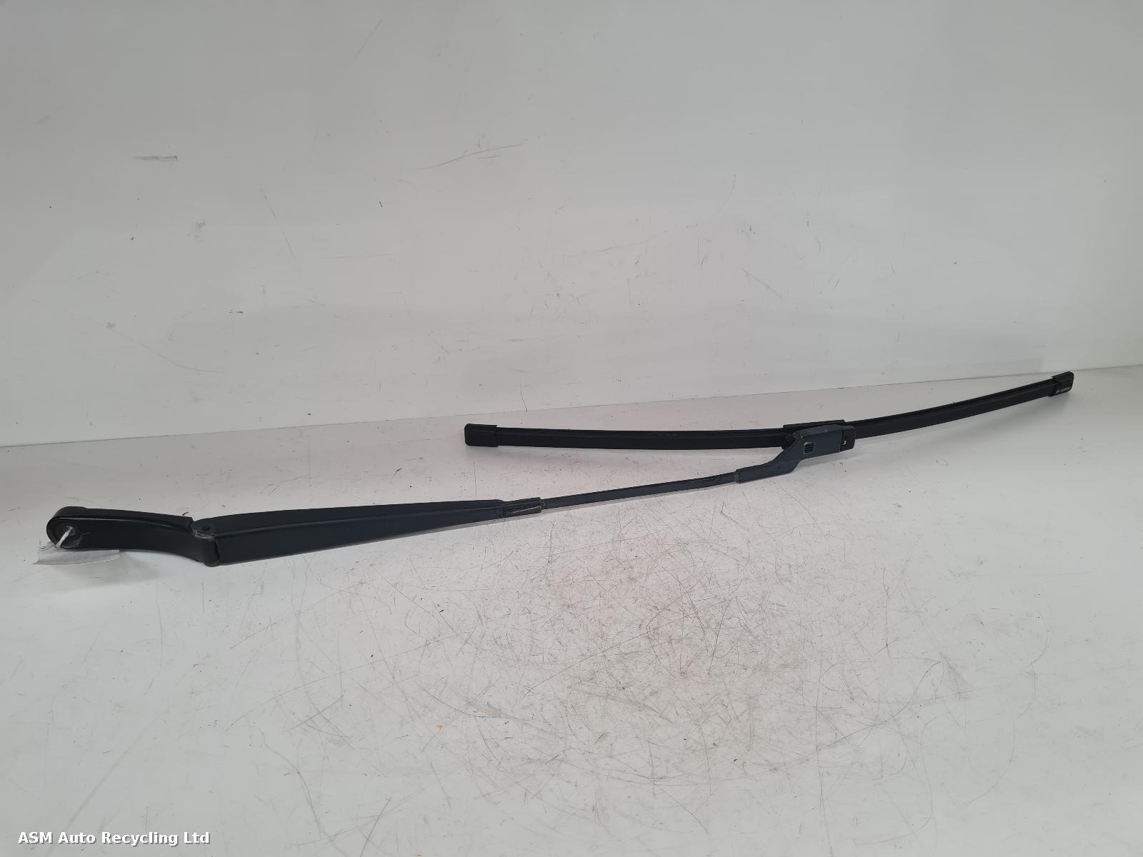 View Auto part Wiper Arm Volkswagen Caddy 2010