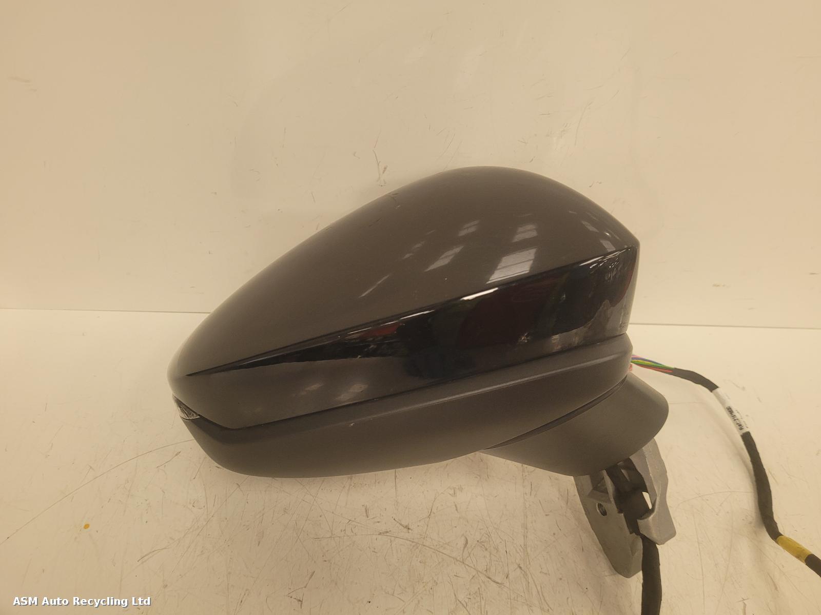 View Auto part R Door Mirror Audi A3 2025