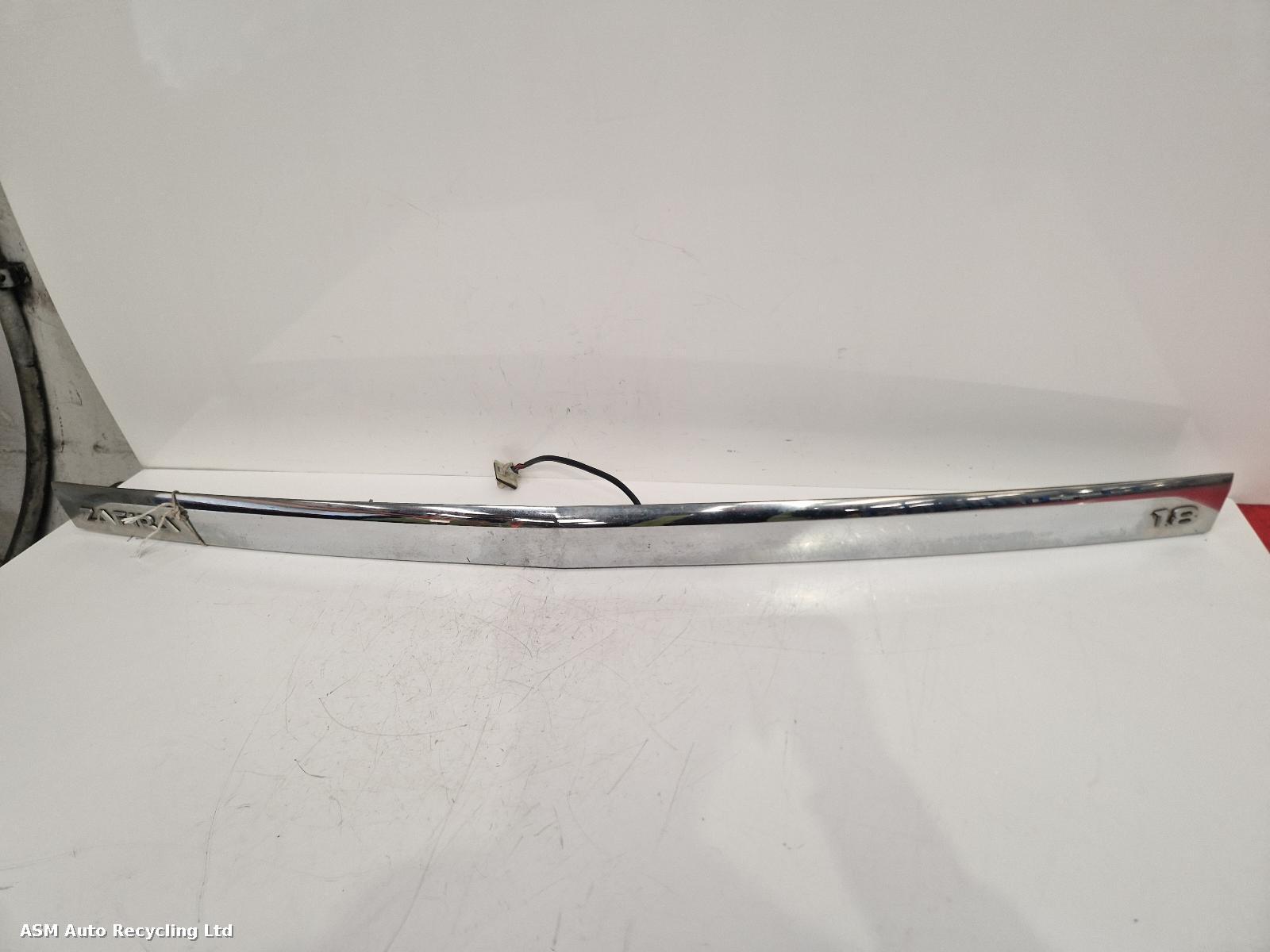 View Auto part Tailgate Handle Vauxhall Zafira 2011