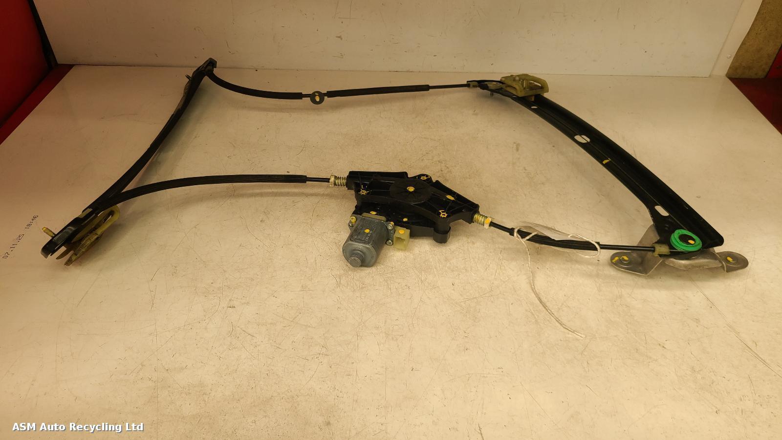 View Auto part RF Window Regulator Volkswagen Golf 2017
