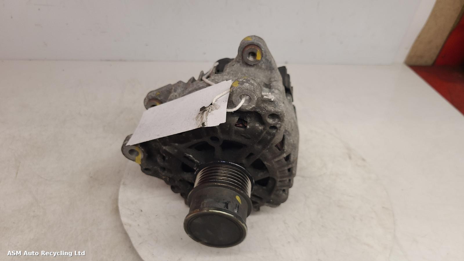 View Auto part Alternator Volkswagen Golf 2017