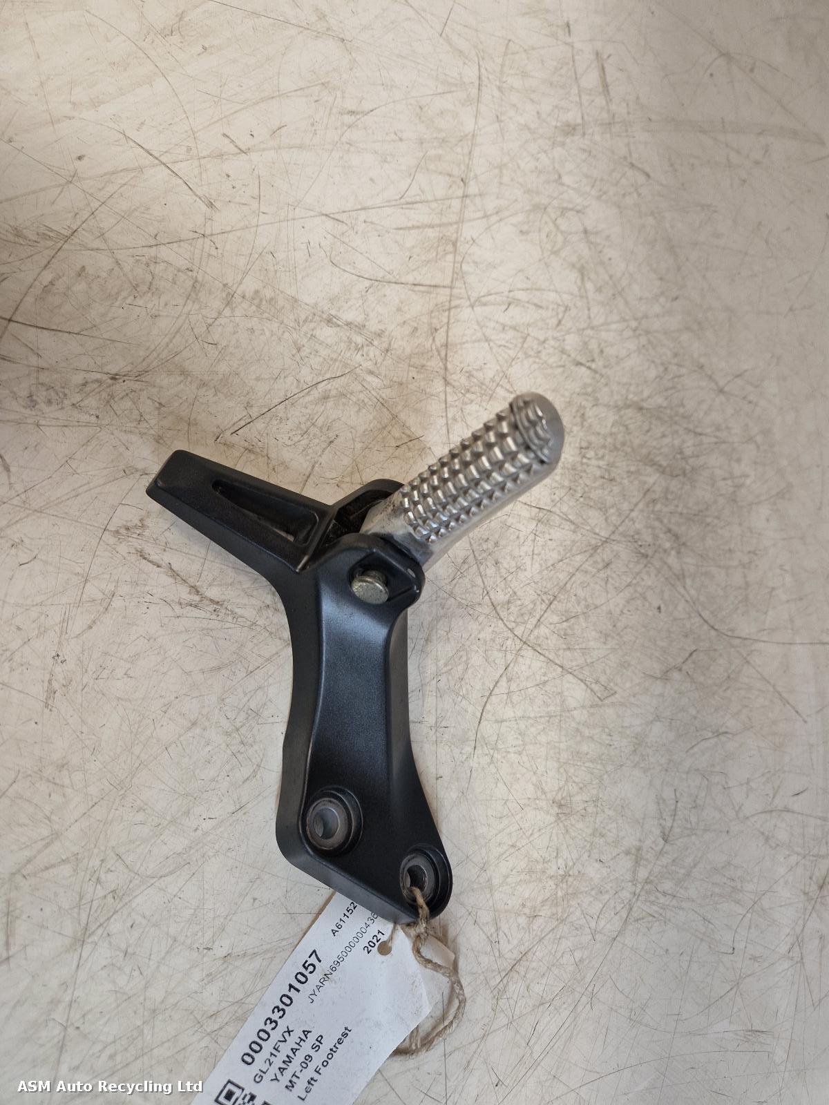 View Auto part Left Footrest Yamaha Mt-09 Sp 2021
